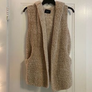 hooded sherpa vest